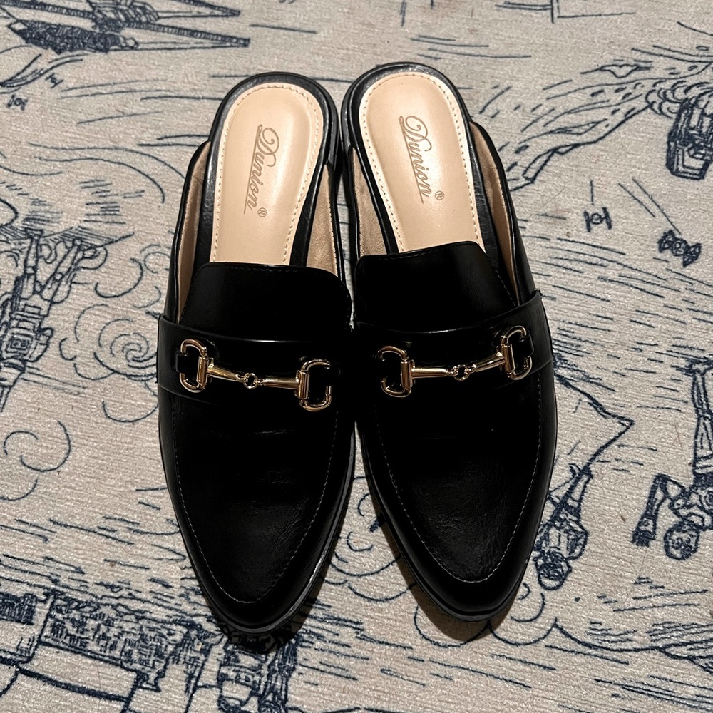 ⭐Black Leather Slip-on Loafers with Silver accents. NWOT